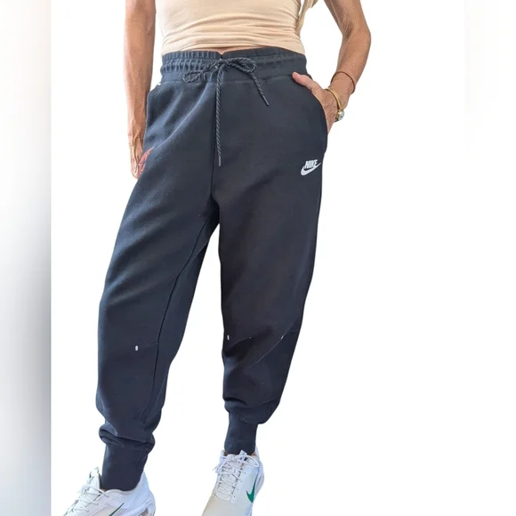 Nike Black Tech Fleece Joggers Womens Size M EC Logo Sweatpants Tap - Picture 11 of 11